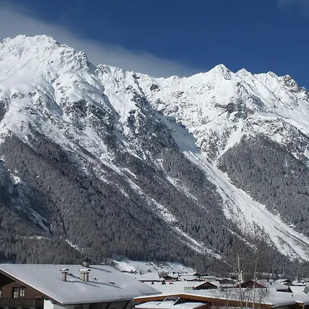 Appartement Alpina Huben Längenfeld